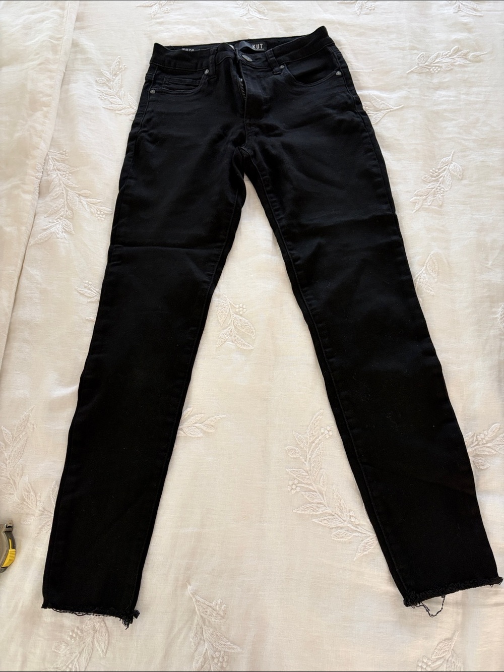 Kut from the Cloth Women's High Rise Ankle  Skinny Jeans, Black, size 0
